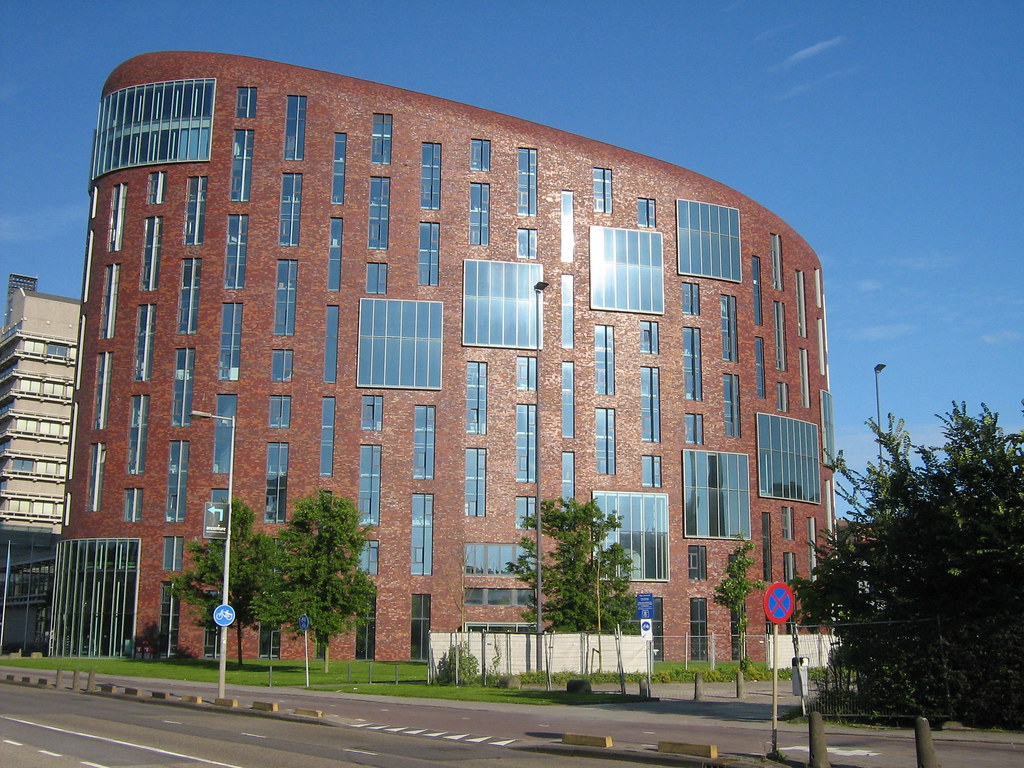 Glazed entrance and facade on a commercial building